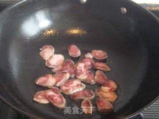 香肠胡萝卜炒饭的做法步骤:2