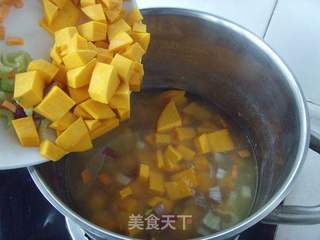 南瓜奶油浓汤的做法步骤:5