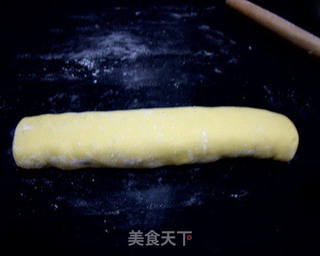 玉米面提子小馒头的做法步骤：6