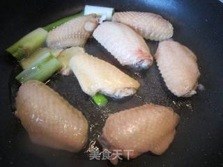 贵妃鸡翅的做法步骤:9
