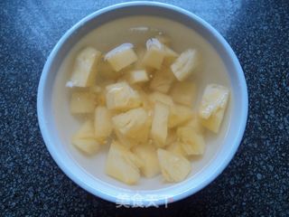 【菠萝咕咾肉】的做法步骤：4