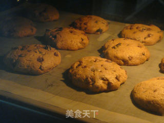 【我的烘焙时间】打败趣多多,自己做超好吃的---黑樱桃巧克力软曲奇的做法步骤:16