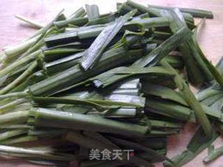 韭菜炒鸡蛋的做法步骤：1