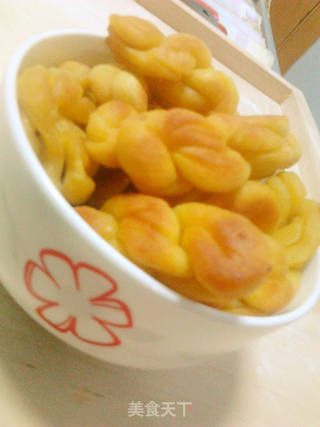 蜂蜜鸡蛋小麻花的做法步骤:13