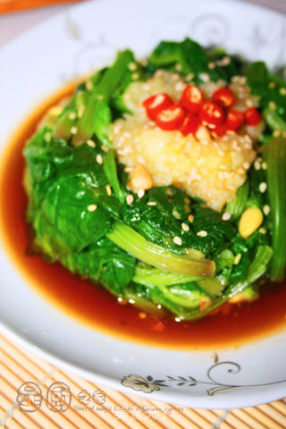 【贪嘴鹦之菠菜大变身,减肥新菜肴】松子菠菜盅的做法步骤:15