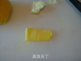 【我的烘焙时间】卖萌小点NO.1,有小肚肚才可爱的玛德琳---柠香玛德琳的做法步骤:2