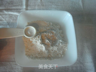 【我的烘焙时间】卖萌小点NO.1,有小肚肚才可爱的玛德琳---柠香玛德琳的做法步骤:9