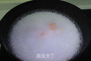 营养早餐-香菇鸡肉粥配香煎馒头片的做法步骤:8