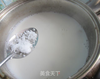 牛奶雪梨白果汤的做法步骤：6