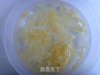木瓜银耳船的做法步骤:2