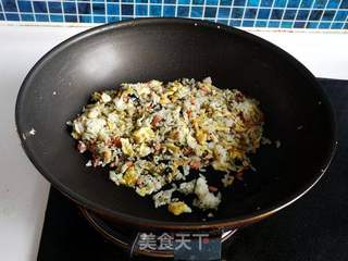 榄菜火腿蛋炒饭的做法步骤:8