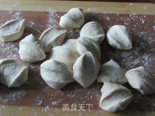 土豆葱肉包的做法步骤：9