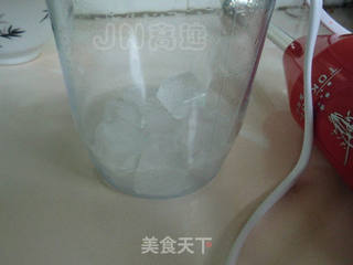 PK夏日似火的骄阳——鲜果冰粥的做法步骤:4