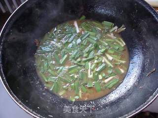 家常炖鲅鱼的做法步骤:6
