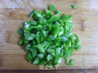 野辣菜炒肉丁的做法步骤：3
