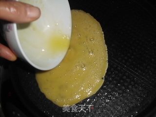 土豆丝蛋卷饼的做法步骤：5