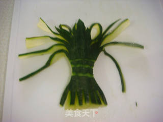 学做的“黄瓜切龙虾”的做法步骤:8