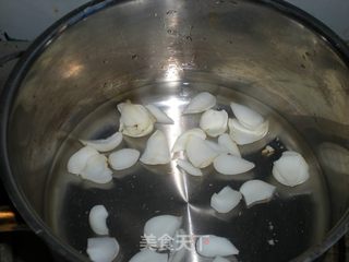 南瓜百合羹的做法步骤:8