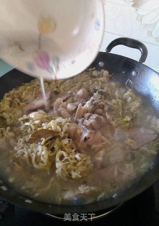酸菜氽白肉的做法步骤:9