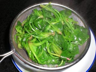 凉拌菠菜的做法步骤:6