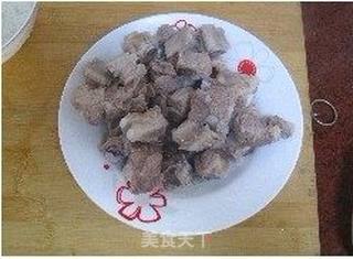 莲藕排骨汤的做法步骤:2
