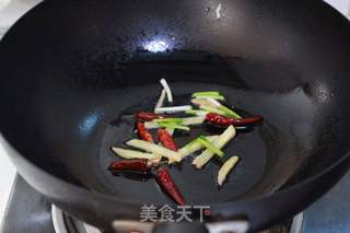 明前螺蛳赛吃鹅——【酱爆螺蛳】的做法步骤:5