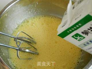 绿茶马芬的做法步骤:3