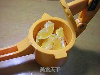 鲜榨橙汁的做法步骤:4