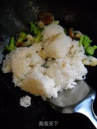 剁椒双花炒饭的做法步骤:7