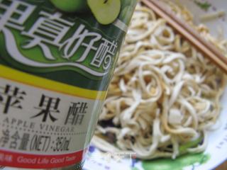 【如花美眷】紫甘蓝拌豆腐丝的做法步骤:8