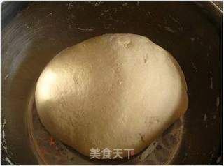 白菜猪肉水饺的做法步骤:2