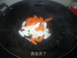 铁棍山药炒木耳的做法步骤:3