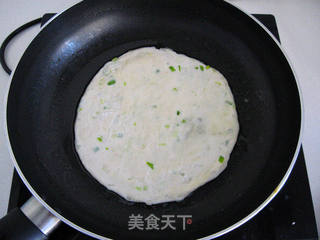 煎蛋葱油饼的做法步骤:13