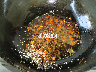 麻辣小酥鱼的做法步骤:9
