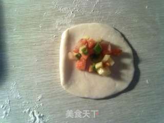 传统面食也惊艳——俏皮金鱼素馅包的做法步骤:11