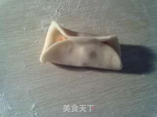 传统面食也惊艳——俏皮金鱼素馅包的做法步骤:12