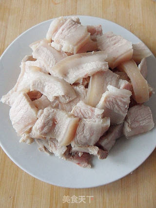 【让你回味无穷的川菜】回锅肉的做法步骤:5