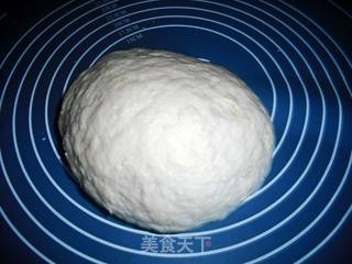 青萝卜肉馅麦穗包子的做法步骤：1