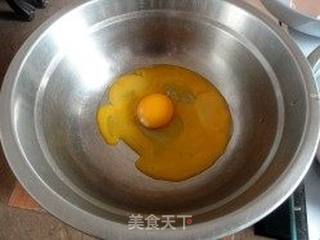 没有烤箱也可以做出美味蛋糕---电饭锅版抹茶蛋糕的做法步骤:2