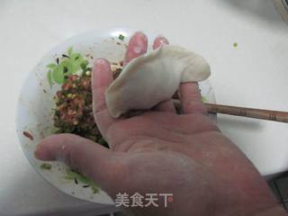 鲜肉小葱锅贴的做法步骤:8