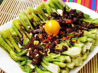 红油拌山野菜的做法步骤：6
