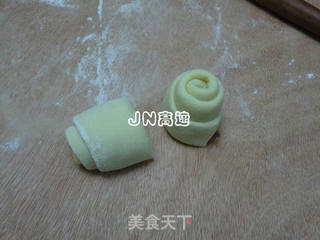 牛奶蜂蜜小面包的做法步骤:5