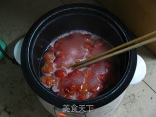 电饭锅--- 草莓蛋糕的做法步骤：2