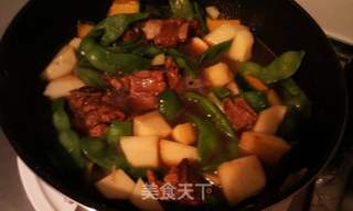 东北排骨炖豆角炖土豆的做法步骤:3