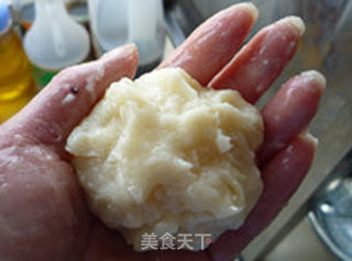 儿时的美味---炸糖糕的做法步骤:6