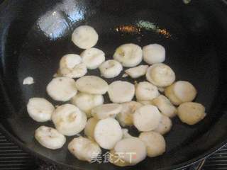 虾仁炒荸荠的做法步骤:5