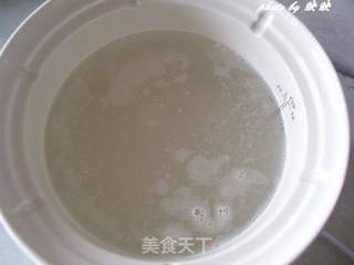 鲈鱼砂锅粥的做法步骤:2