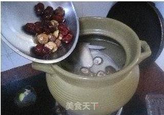 无花果香菇炖鸡汤的做法步骤:6