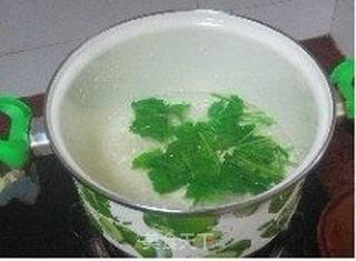 宝宝辅食——菠菜汁的做法步骤:3