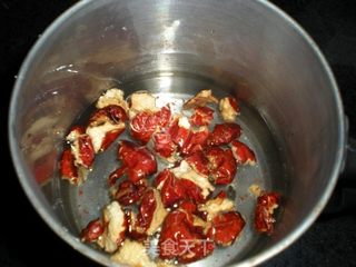 玫瑰红枣饮的做法步骤:4